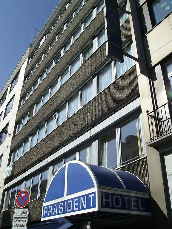 ***  Superior Hotel Praesident Munich Allemagne