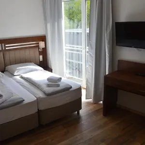 https://colonia.topcolognehotels.com